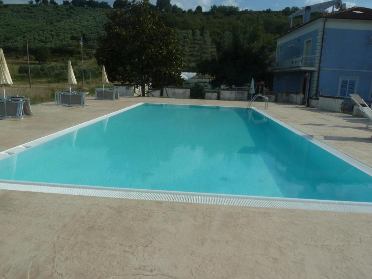 B&B Gli Orti Collecorvino Luaran gambar